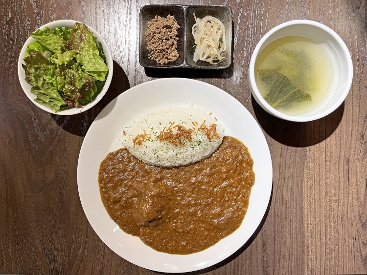 黒毛和牛焼肉 白か黒（くろげわぎゅうやきにく しろかくろ）