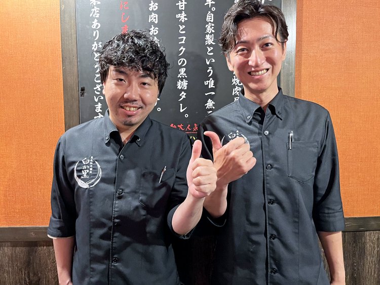 写真右から社長の兒玉宇則さんと料理長の塩加井穣さん。