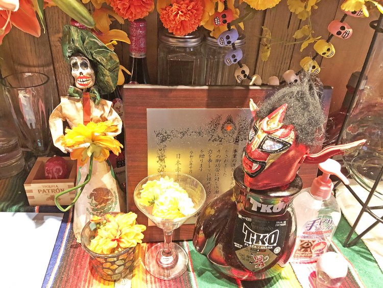 メキシコと言えばプロレスとガイコツ！