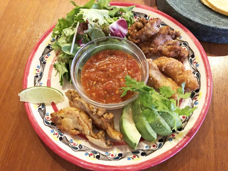 MEXICAN DINING AVOCADO（めきしかんだいにんぐ あぼかど）