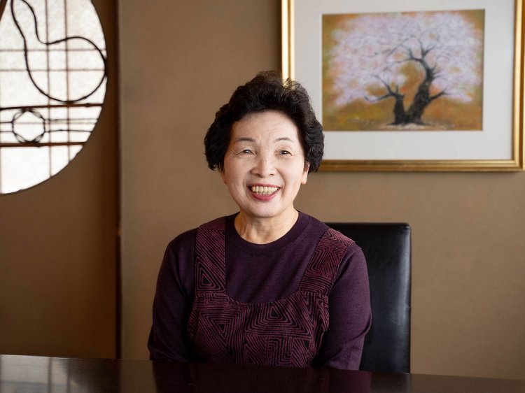 山崎さんは静岡の食文化の振興に広く貢献してきたことが認められ、県から「ふじのくにマエストロシェフ」の称号を授与された