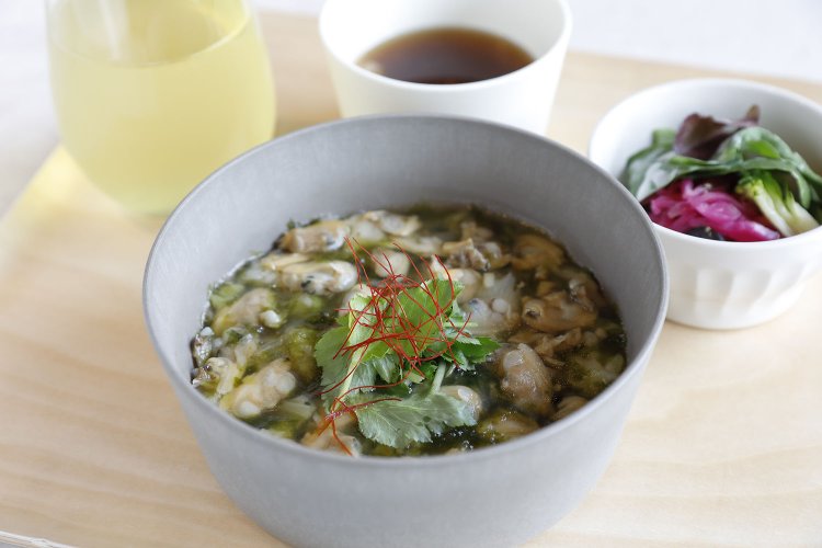 朝食の一番人気、深川あさりのリゾット。