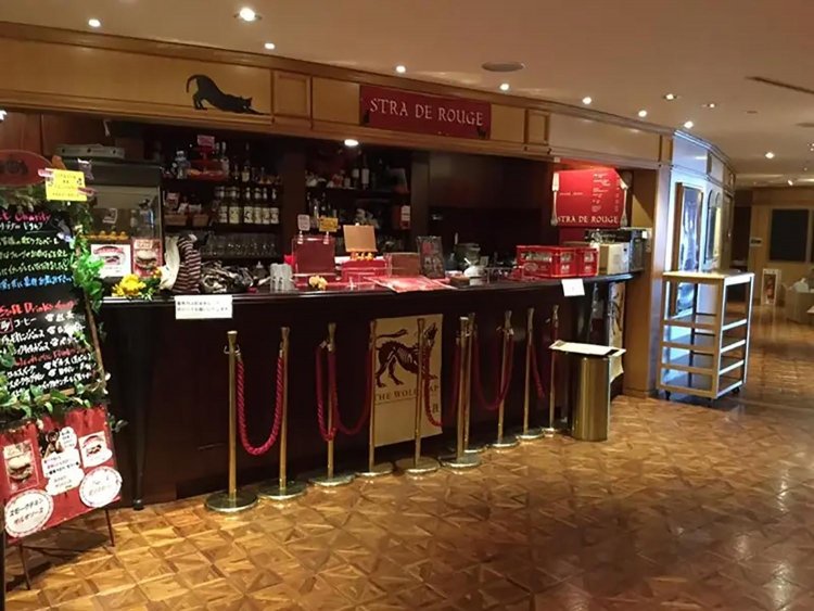 画像出典：STRA DE ROUGE Facebook