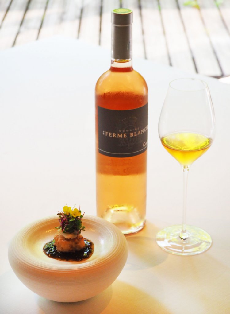 青森の郷土料理「イガメンチ」をフランス料理にアレンジ。まさか、と思って口に運ぶと、本当においしいイガメンチ！