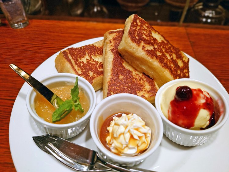 cafe AALIYA（かふぇ ありや）