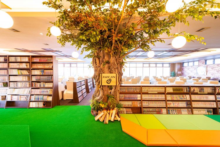 コミックコーナーとくつろぎ空間の「ツリーブレイクガーデン」。
