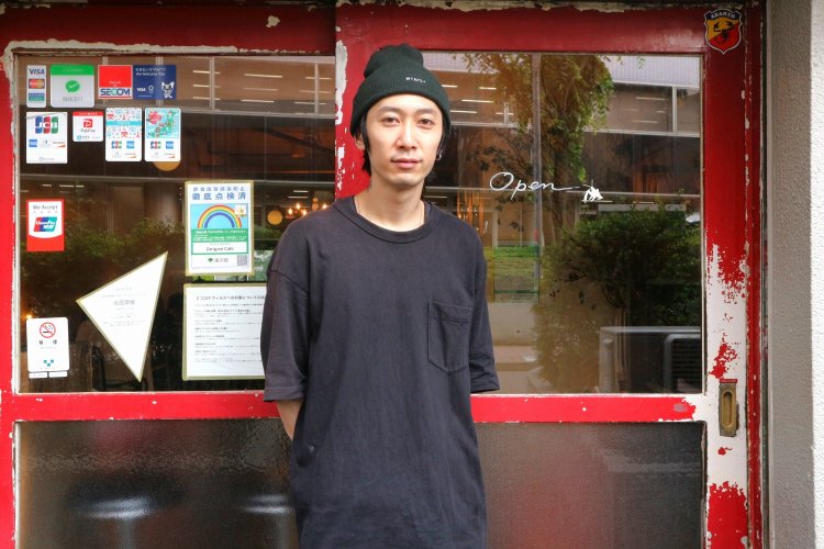 ザリガニカフェ