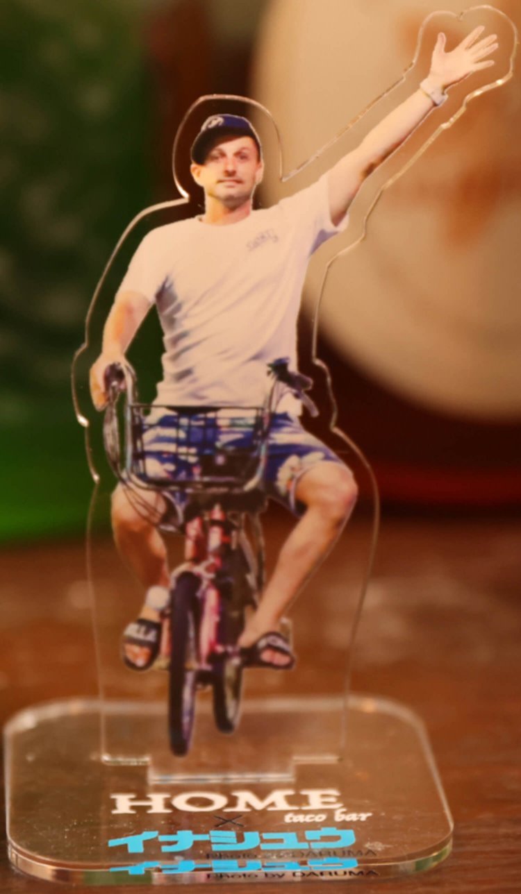 「ディランさんのお店はココ！」