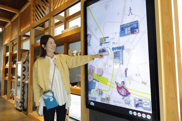 街の情報をリアルタイムに映す「デジタルご近所マップ」。