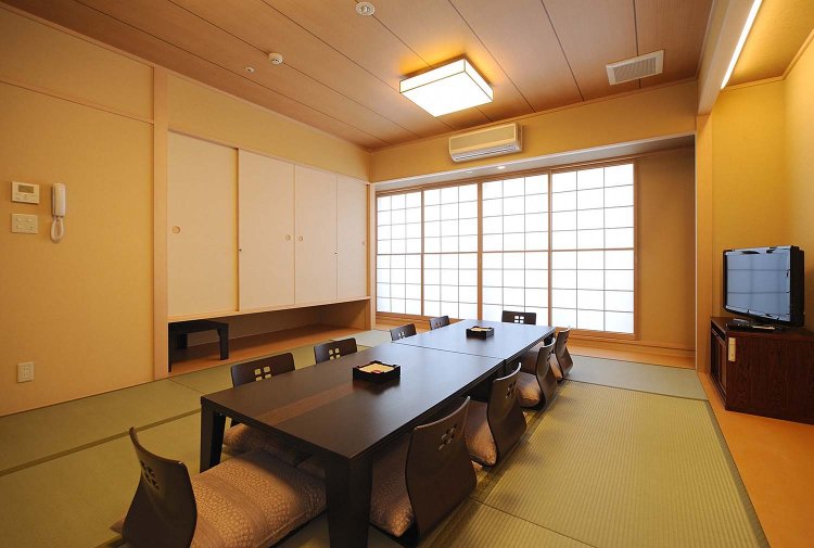 宿泊者が利用できる貸部屋。最大で10人まで利用できる。