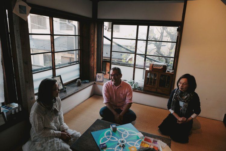 左から、青木麻奈さん、林大貴さん、山口香さん。