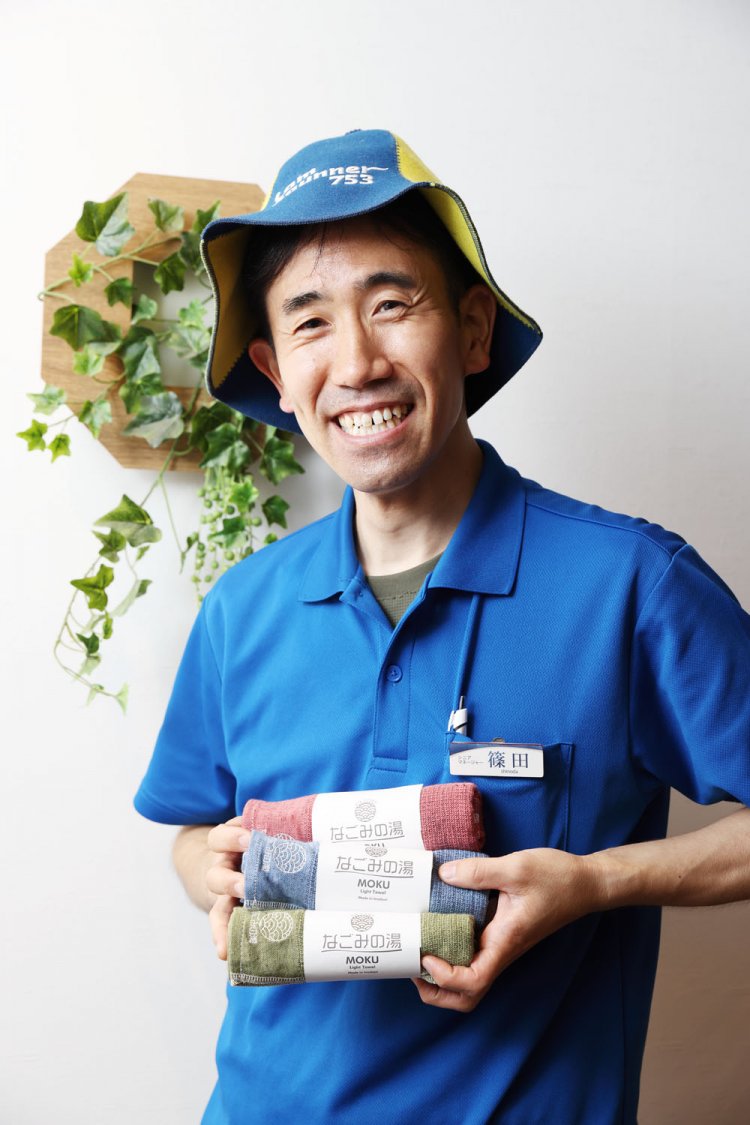 シニアマネージャーの篠田知生さん。