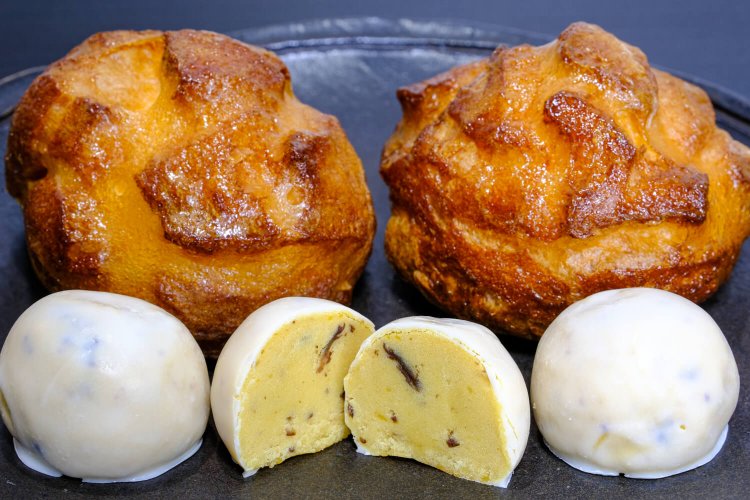 しらつゆ（下）と1日100個限定で売り切れ必至のもちもちシュー。