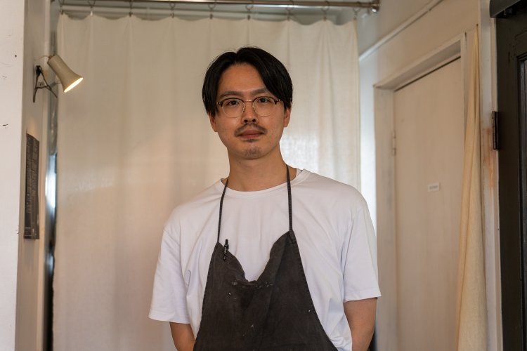 店主の石原寛史（いしはらひろふみ）さん。