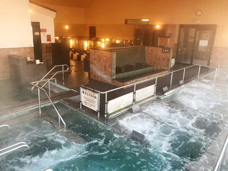 体のコリや疲れを癒やしてくれる機能浴が充実している。