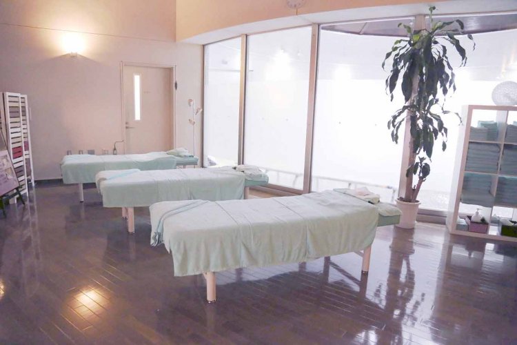 手もみのボディケアは20分2100円から。