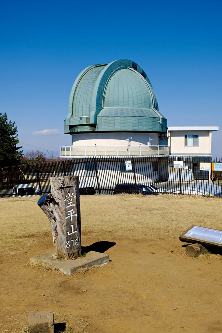 堂平山山頂に残る堂平観測所。1962年から2000年まで稼働した国立の天文台。現在は宿泊施設。