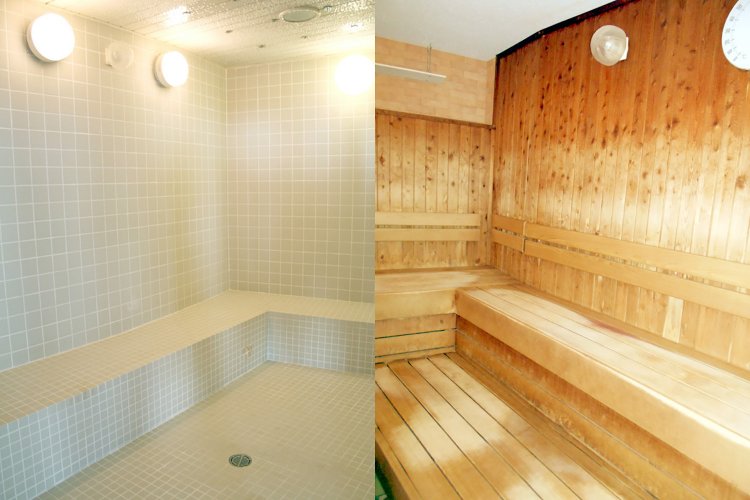 左がスチームサウナ、右がドライサウナ。