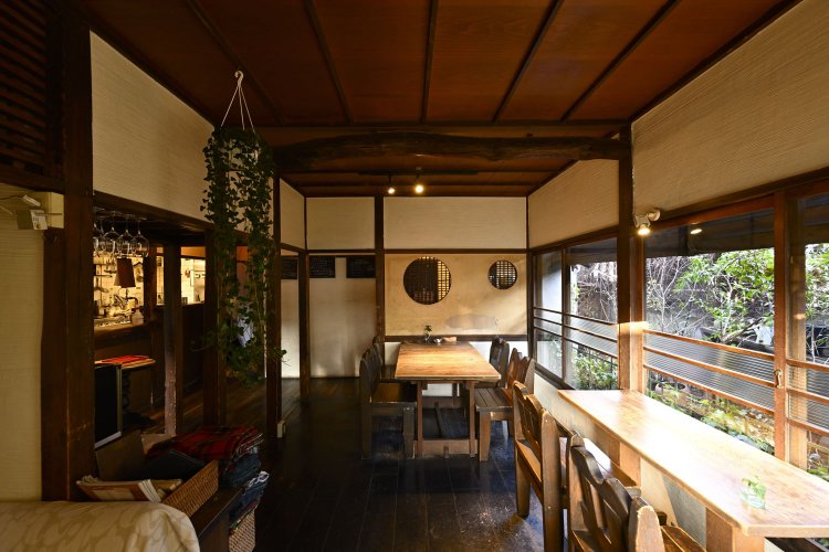 ほどよく自然光が入る。