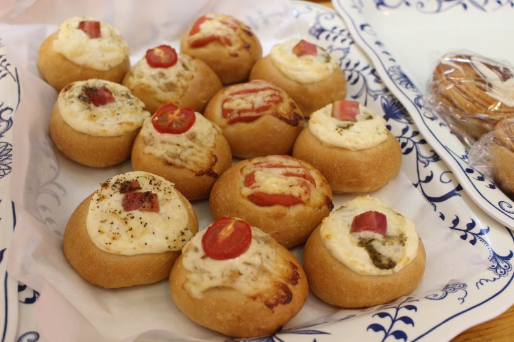 プチじゃがまるシリーズは135円。ノーマルにツナ、明太子、ジェノベーゼのラインナップ。