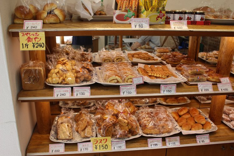 甘いものも、ちゃんと充実しています。