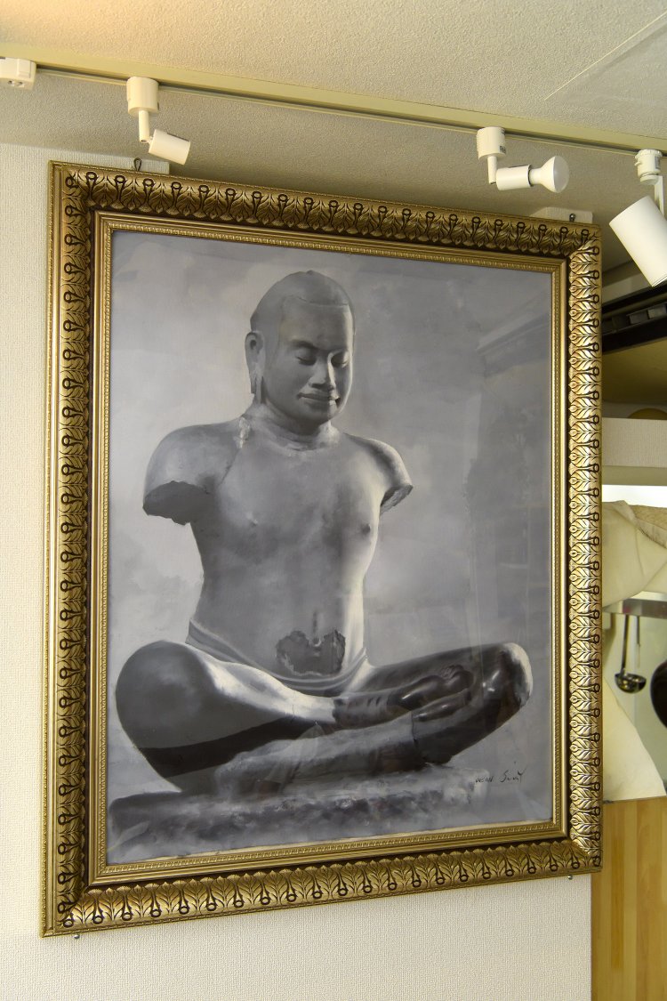 アンコール朝の名君の絵画も。