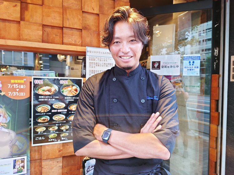 『志奈そば 田なか』代表の田中友規さん。長男と長女の名前から一文字ずつとった店名。