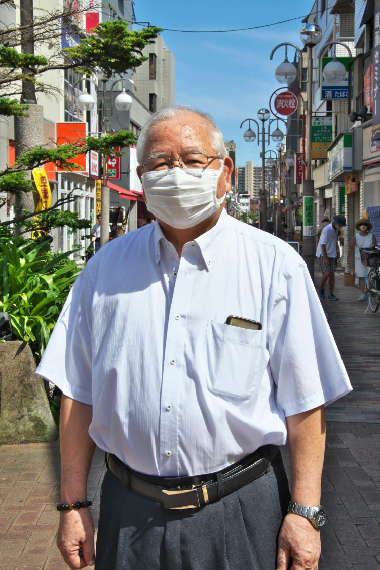 平井親和会理事長の濱田守正さん。元時計貴金属店の「保険堂」2代目で、1997年の電線地中化など商店街大改造に尽力した。