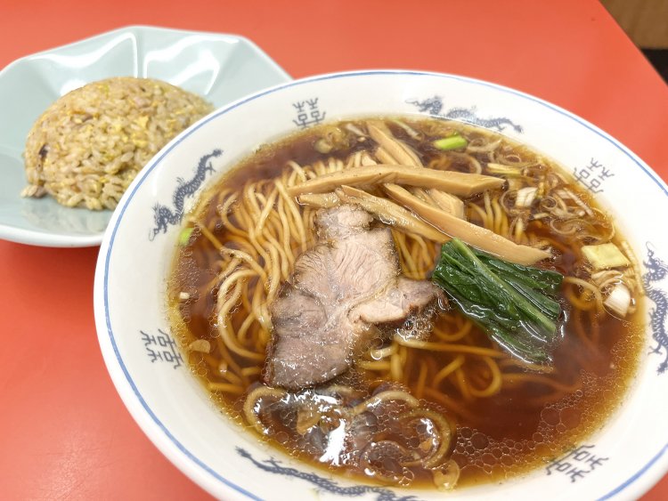 中華 成光（ちゅうか なりみつ）