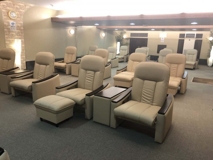 柔らかな座面が心地よくゆったりとくつろげる。