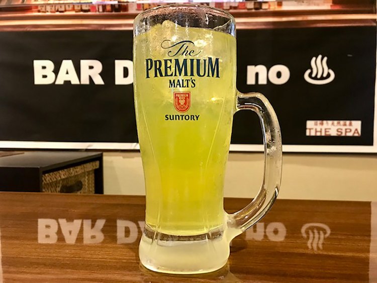 ジョッキで出てくるオロポ380円。