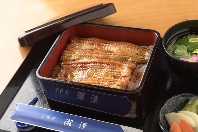 うな重（竹）4500円。