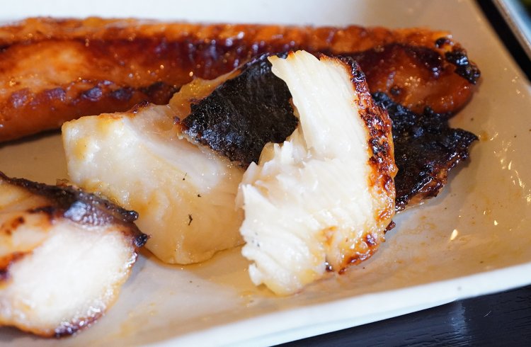 焦げた部分が香ばしくておいしい。