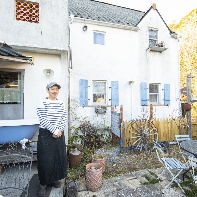 仏風テラス席にて。