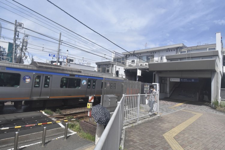 古戦場散策の起点・相鉄線の鶴ヶ峰駅。