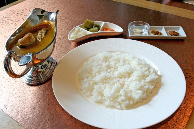 「『このおじいちゃんが作ってた』といった話をたどっていった結果です。それでいま我々がこうやって白目米をお客様にお出しできるようになったわけです」とマネージャーの中山さん。