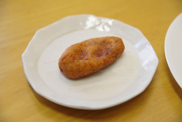 コロッケに似て非なるゼリーフライ。腹持ちは抜群！