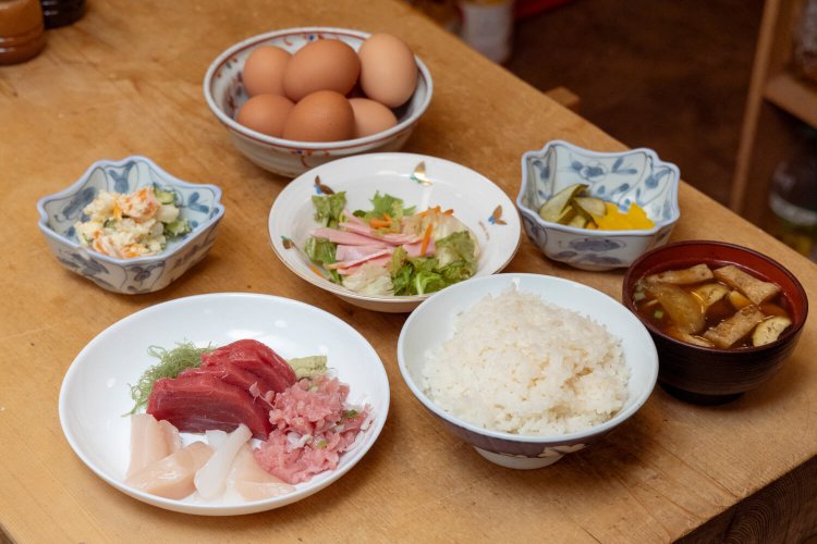 刺身定食1150円。