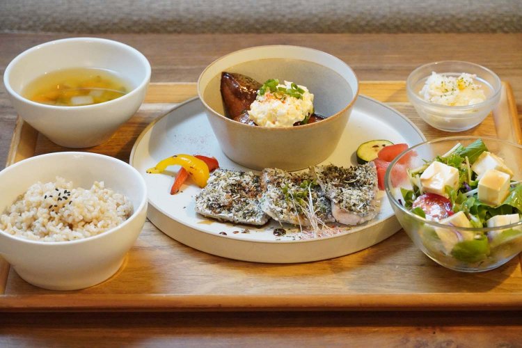 light side cafe （ライトサイドカフェ）