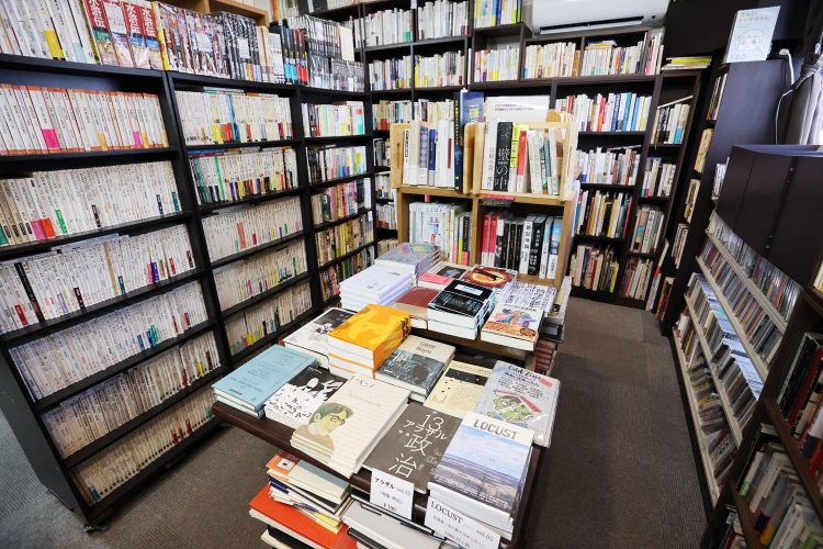 音楽や映画関連の新刊も一部あり。