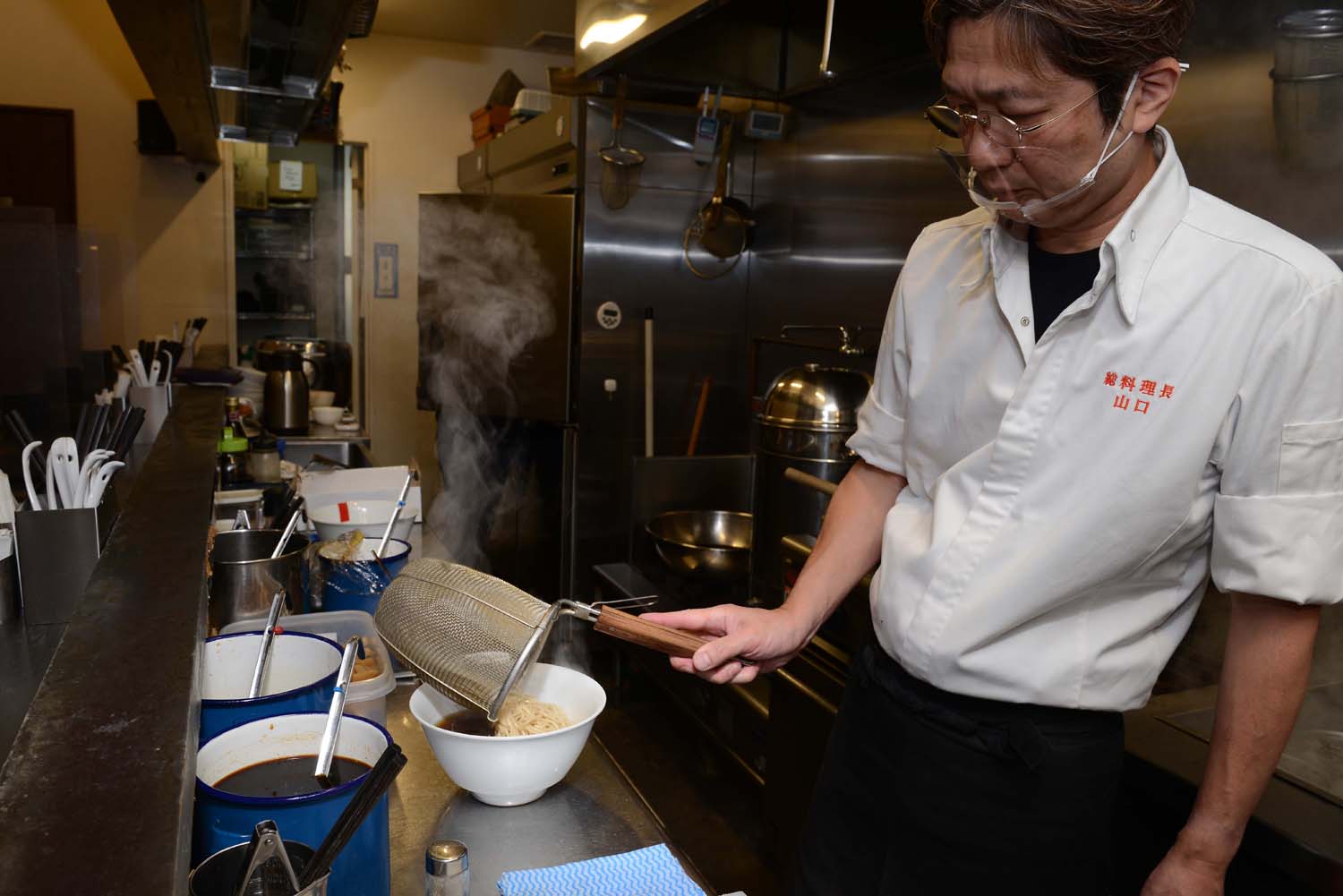 山口さんは今では店舗に出ることが少ないそうだが、常に新しくておいしいラーメンを作り続けている。