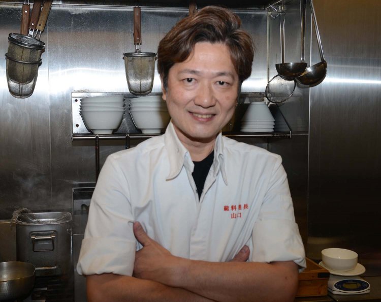 山口さんは今では店舗に出ることが少ないそうだが、常に新しくておいしいラーメンを作り続けている。