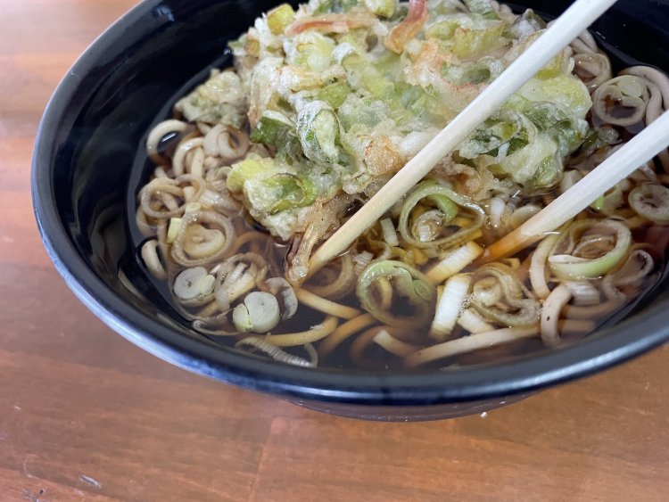 独学で作ったというツユがなかなかいい。