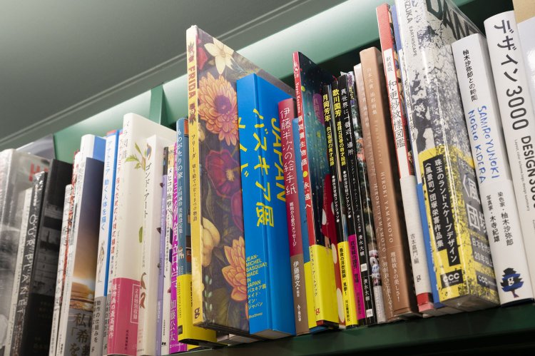 美術・写真集は高価だが、その存在を知ってほしい。