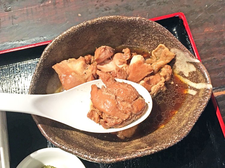 胡椒の刺激がクセになりそう。