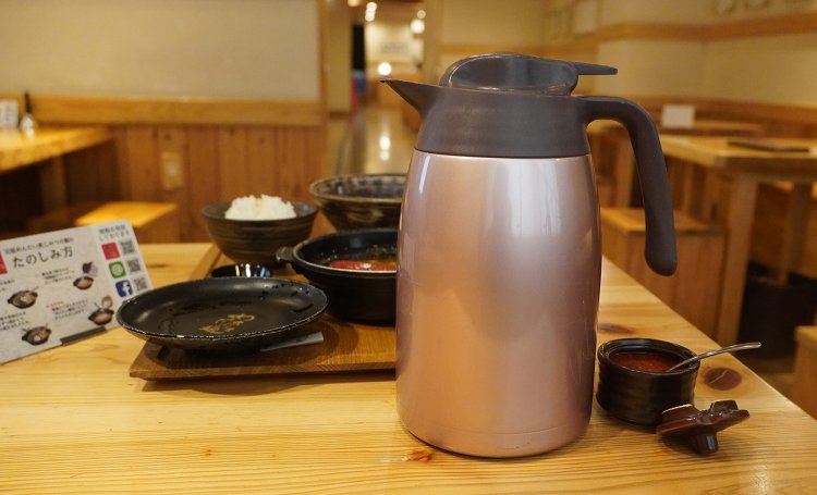 特製割りスープも使い方いろいろ。