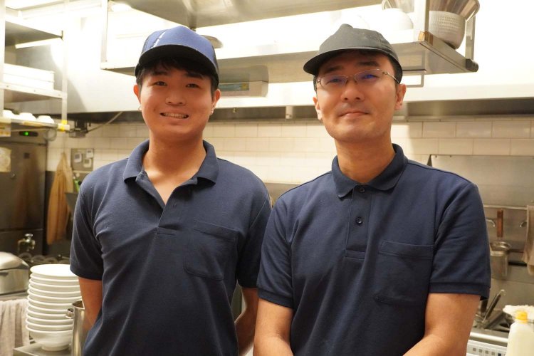 『なりたけ』のこれからを担う武石さん（右）と梅澤さん（左）。