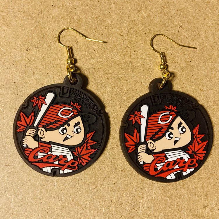 広島にあるデザインマンホールをモチーフにしている。