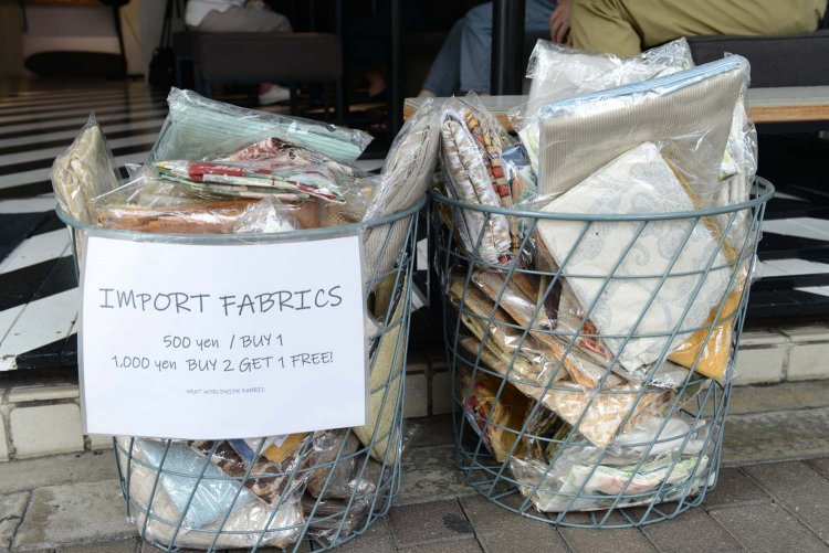 端切れの販売も行い、思わぬ掘り出し物が見つかるかも。