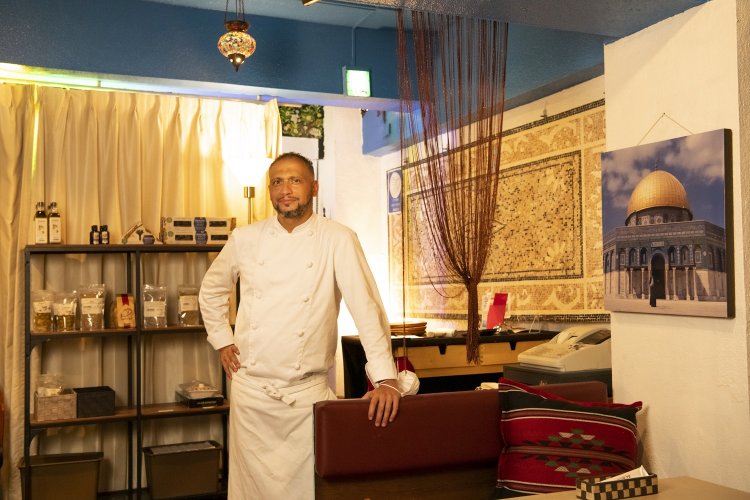 高校生のときからレストランでアルバイトしていたというシャディさん。